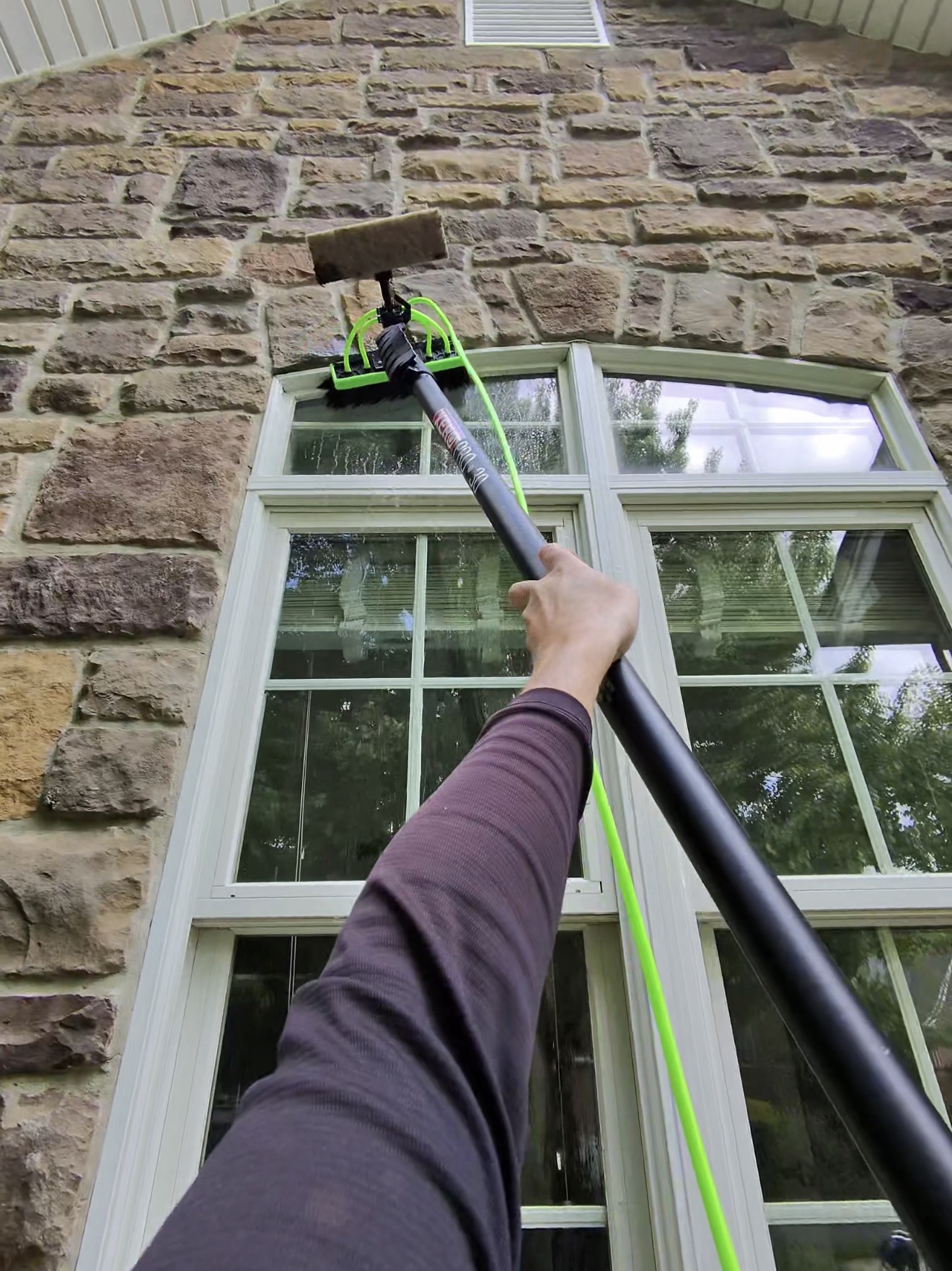 Window Cleaning in Winchester, VA  (1)
